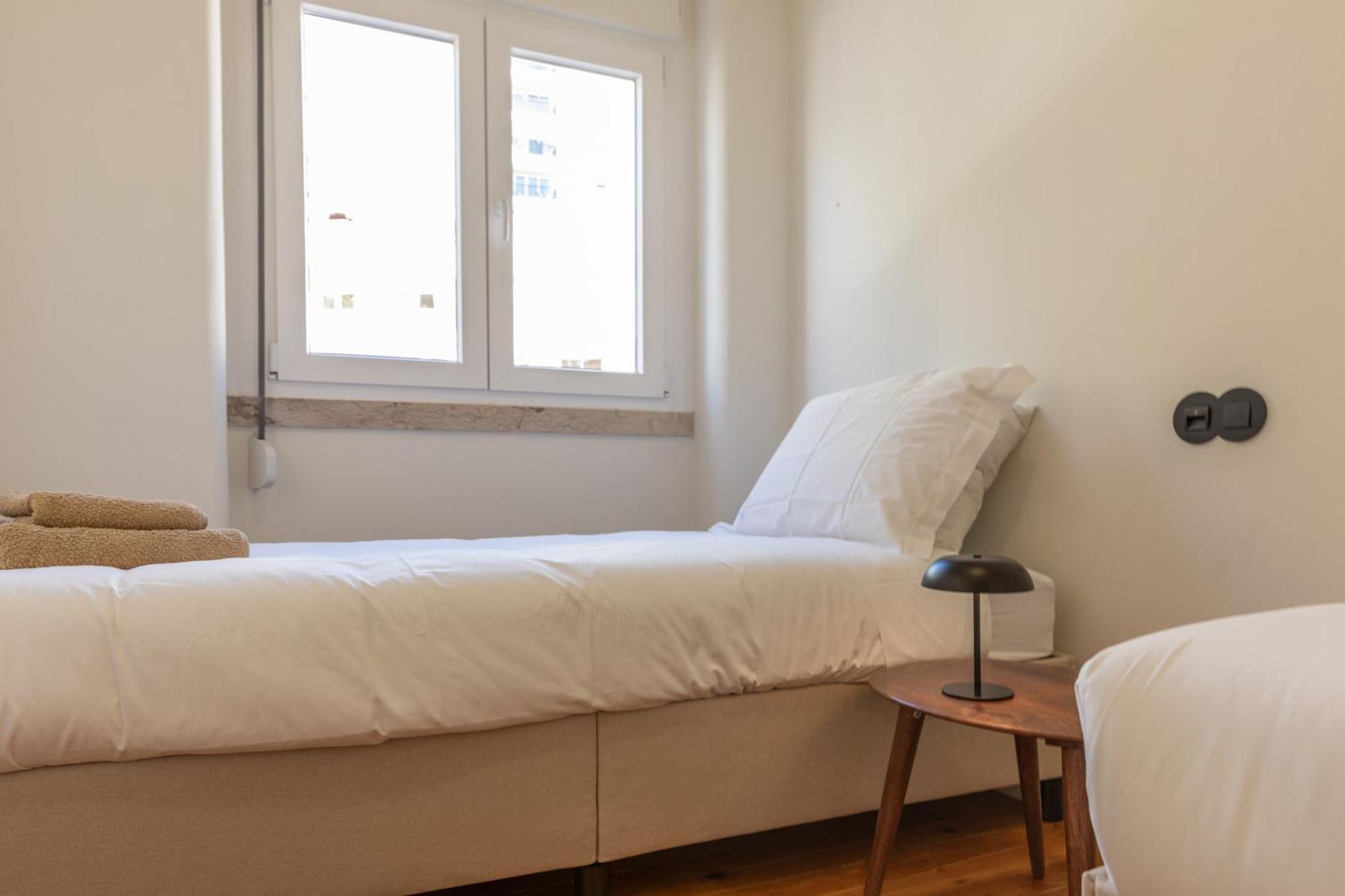 Alvalade 58 - Charming 2 Bedroom Apartment With Ac Near The Airport And City Center Lizbona Zewnętrze zdjęcie